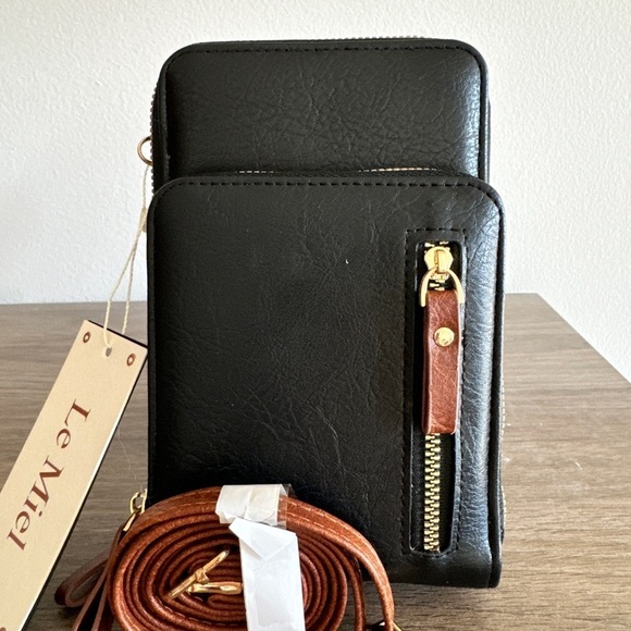 Handbags - Black and Brown Crossbody Bag